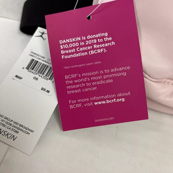 Danskin *BCRF* Pink Pastel Fanny Pack,

MSRP$25


New. - Picture 3 of 6
